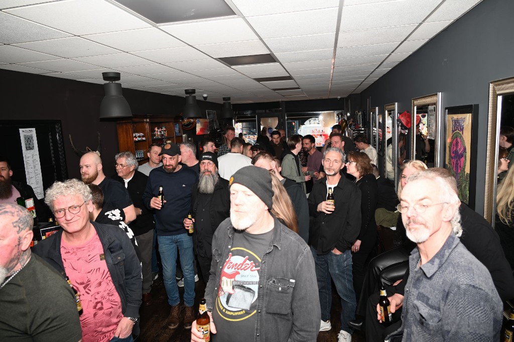 ../Images/10 jaar Ro's Barbershop 031.jpg